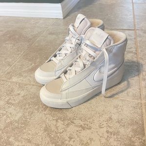 Nike Blazer Mid victory women’s 7.5